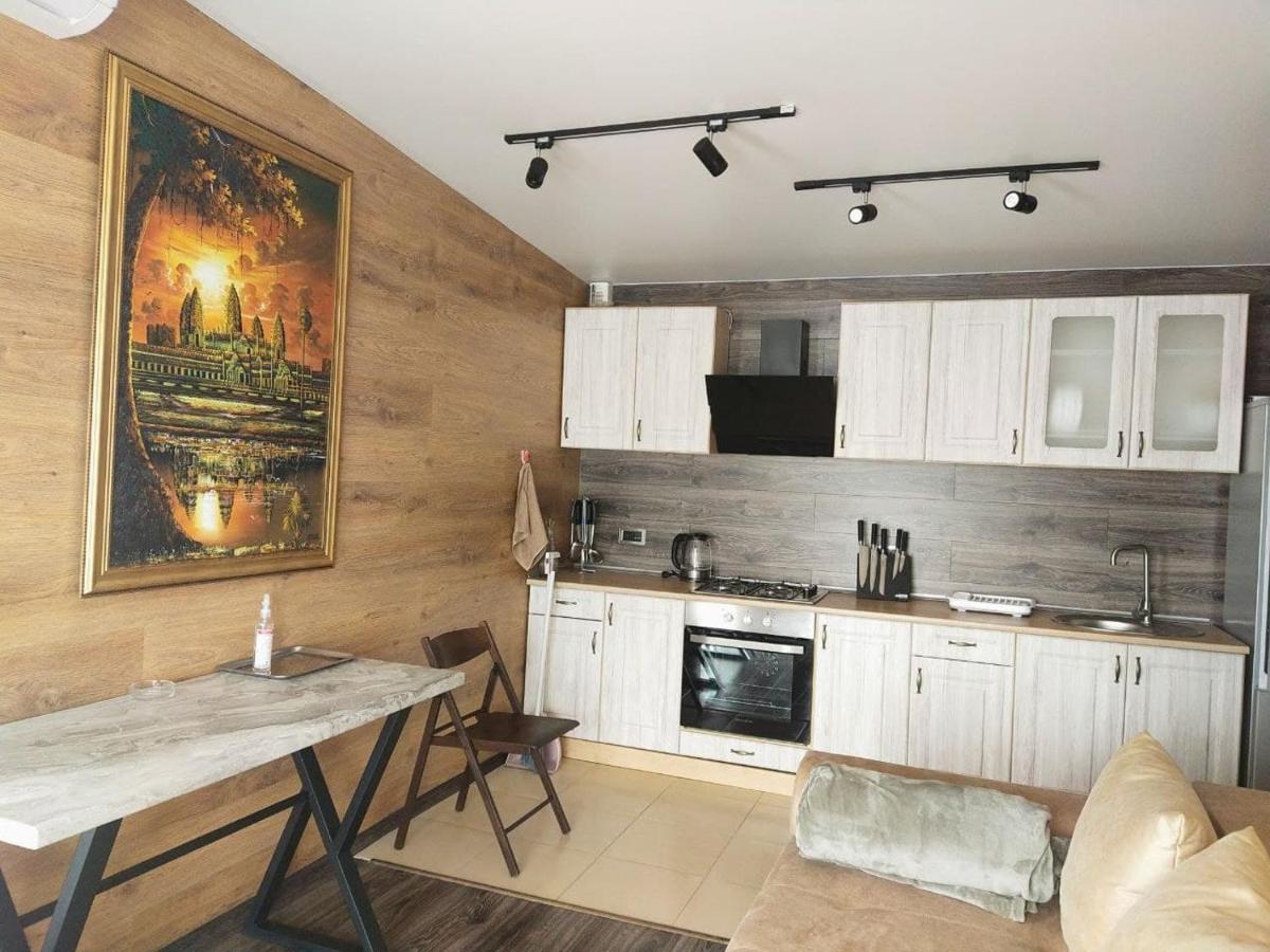 Kambodzha Na Dynae Villa Vylkove Exteriör bild