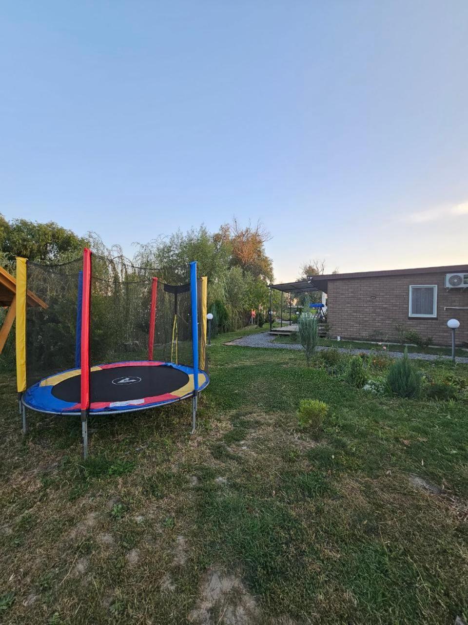 Kambodzha Na Dynae Villa Vylkove Exteriör bild