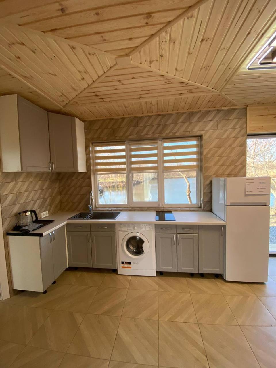 Kambodzha Na Dynae Villa Vylkove Exteriör bild